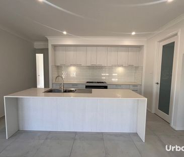 Brand New Four Bedroom Home in Caphilly Estate. - Photo 4