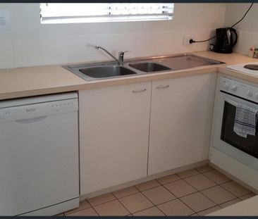 CLOSE TO THE RIVER, GYMPIE TERRACE - Photo 5