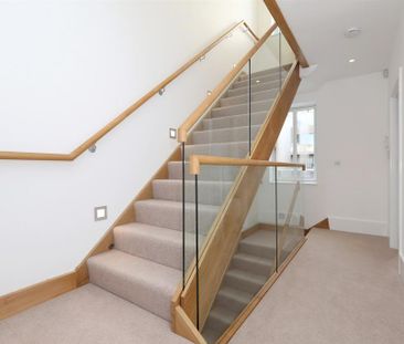 4 bedroom property to rent - Photo 6