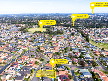 Spacious 5-Bed Family Home in Peaceful Glenwood Location - Photo 5