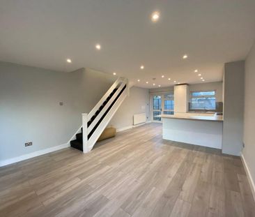 3 bedroom terraced house to rent - Photo 5