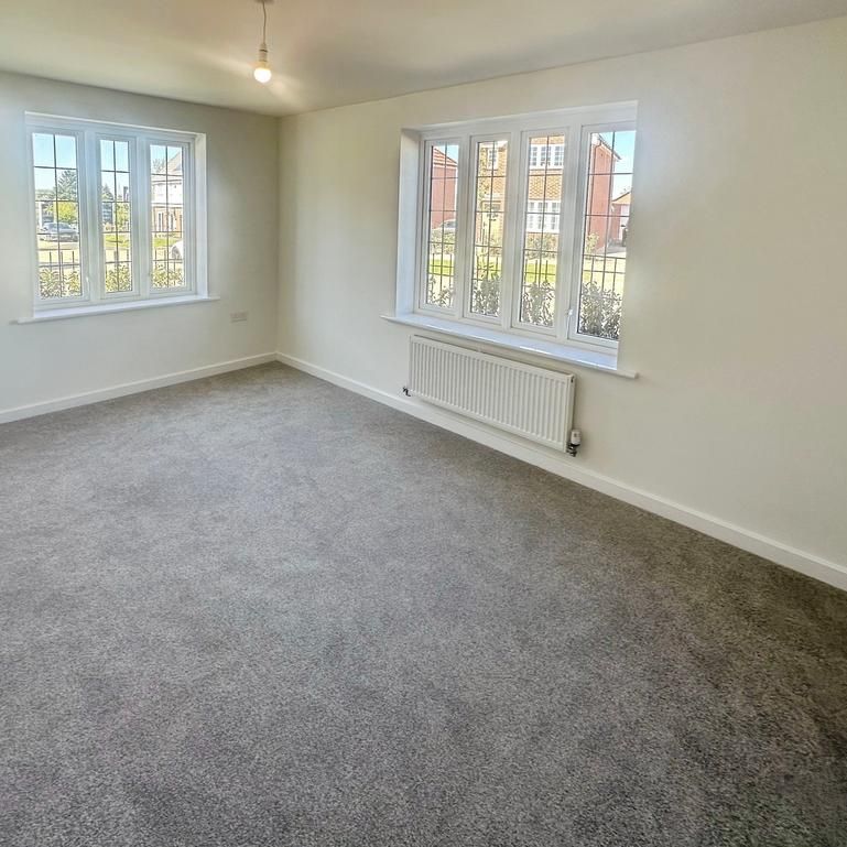 3 bedroom semi-detached house to rent - Photo 1