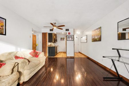 For Lease - 1180 Ohio Street Unit# 207, Billings Bridge - Riverside Park and Area, Ontario - Photo 2