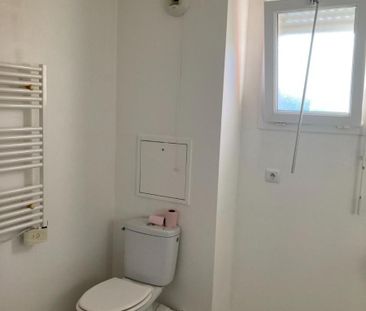 SAINT ETIENNE DU ROUVRAY A LOUER APPARTEMENT F3 - Photo 5