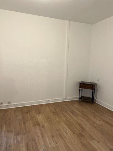 Location Appartement 1 pièce 40m² - Photo 4