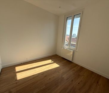 Location Appartement 2 pièces LES PAVILLONS SOUS BOIS 93320 - Photo 2