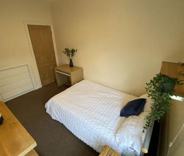 Heathfield Terrace, - Photo 6