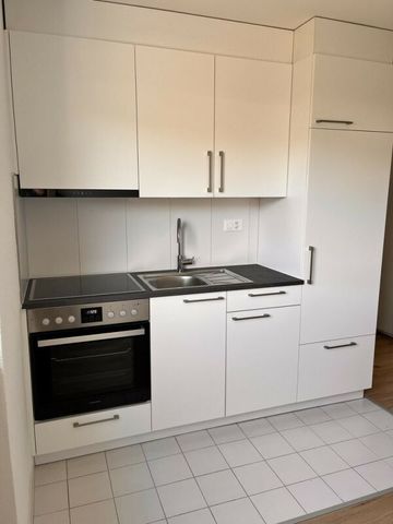 1.5pcs rénové à Porrentruy à louer de suite ou à convenir ! - Photo 3