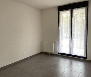 Location Appartement 2 pièces 39m² STE GENEVIEVE DES BOIS 91700 - Photo 4