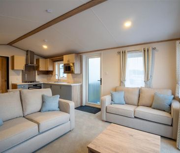 2 bedroom property to rent - Photo 4