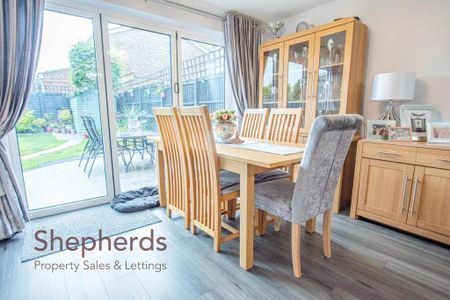 1 bedroom in a house share to rent - Photo 4