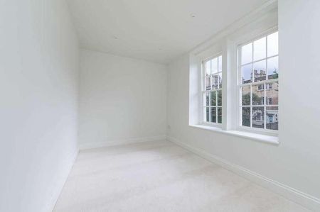 Piccadilly Place, BA1 - Photo 3