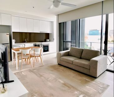 1 bed 1 bath - Photo 3