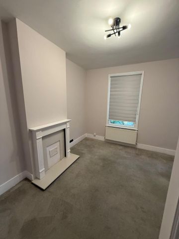 2 Bed Flat, South Vale, SE19 - Photo 2