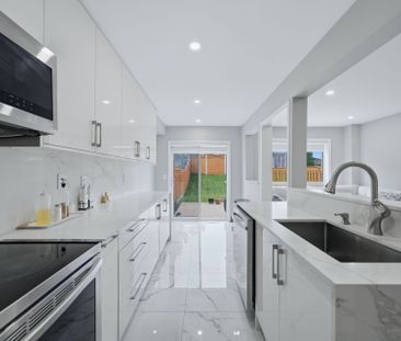 For Lease - 72 Tarquini Crescent, Caledon, Ontario - Photo 6