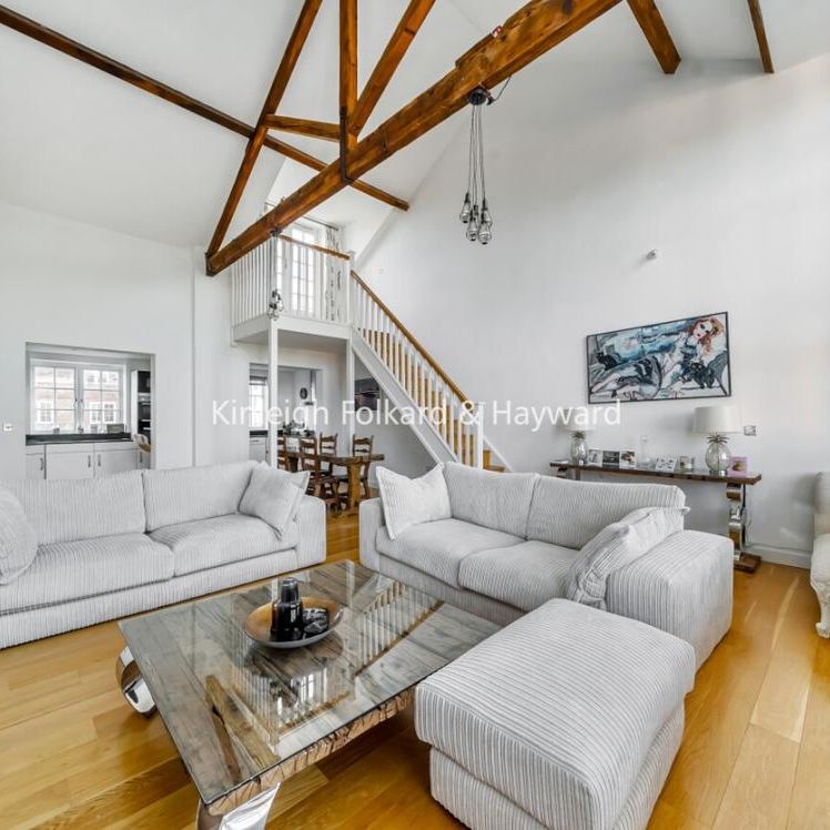 Arcadian Place, London SW18 - Photo 1