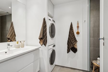 Skøn og lækker 4-værelses lejlighed med altan - Photo 3