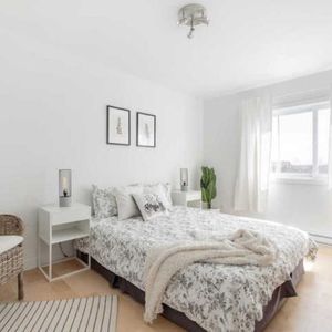 3 ½ entièrement meublé à louer Sainte-Foy / Sillery juillet 2026 - Photo 2