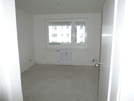 Viel Platz zum Wohlfühlen: Helle 4‑Zimmer‑Wohnung mit Loggia - Foto 5