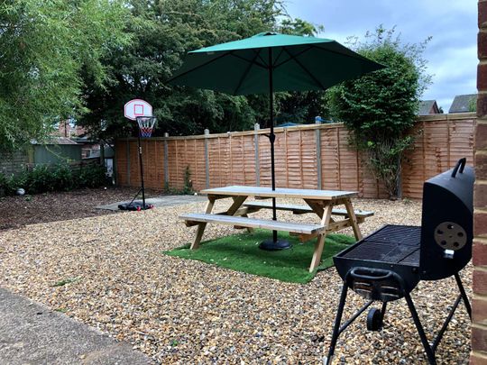 Great double room available WD25 Room 4 - Photo 1