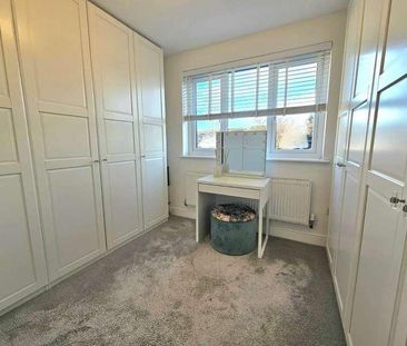 Avenue Road, Harold Wood, RM3 - Photo 5