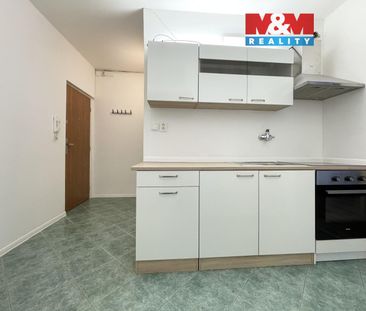 Pronájem bytu 2+1 40 m² - Photo 1