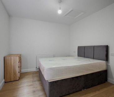 81b Botanic Avenue, Belfast, BT7 1JL - Photo 3