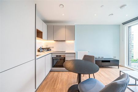 Studio to rent - Photo 2
