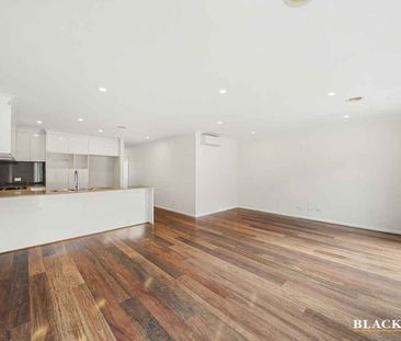 LOW MAINTENANCE, SEPARATE TITLE FAMILY HOME - Photo 2