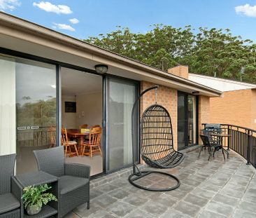 MODERN & SPACIOUS APARTMENT! - Photo 1
