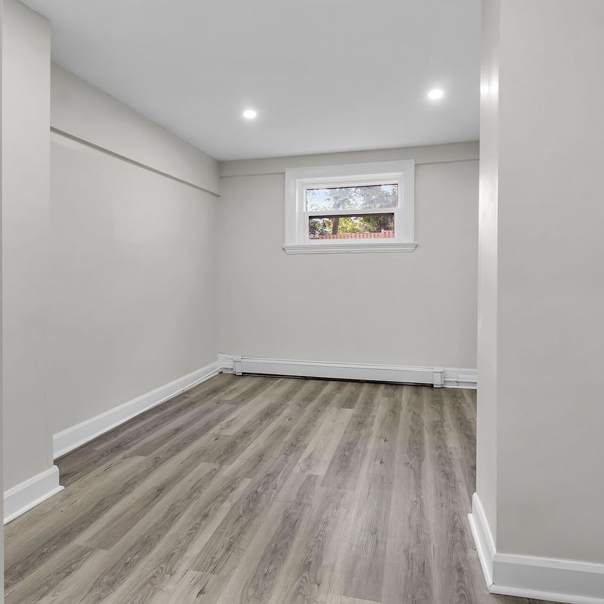 For Lease - 425 Mckenzie Avenue Unit# 1, London South, Ontario - Photo 1