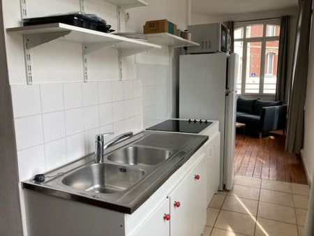 CHARMANT T2 EN CENTRE VILLE CHAUFFAGE COLLECTIF - Photo 4