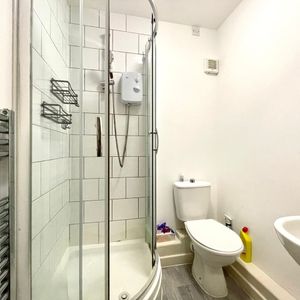 Studio Flat, Summer Hill Court, BS5 - Photo 2