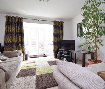 Park Drive, Lofthouse, Wakefield - Photo 1