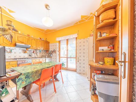 5 locali in affitto - Photo 2