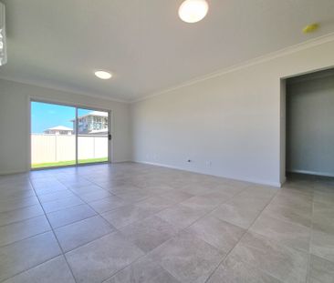 BRAND NEW Family Home with Flexible Floor Plan - Photo 5