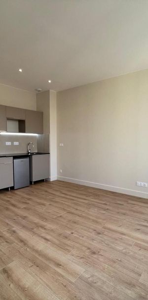 Location Appartement 1 pièce 28m² NARBONNE 11100 - Photo 1