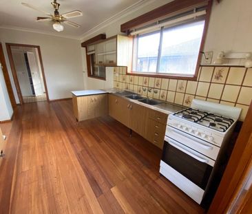 Affordable home in great location! - Photo 2