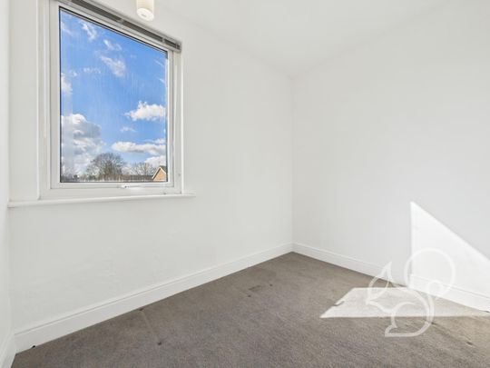 Nacton Road, Ipswich - Photo 1