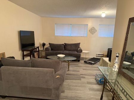 For Lease - 455 Trick Avenue, Oshawa, Ontario - Photo 3