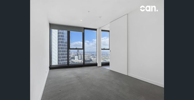 Queens Place 35th floor - Nearly NEW SPACIOUS 2 BED 2 BATH - Photo 1