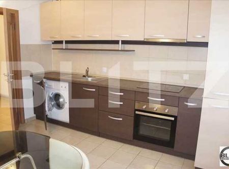 Apartament 4 camere, 130 mp, zona UMF, imobil nou, garaj - Fotografie 4