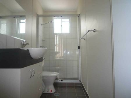 BUDGET APARTMENT IN ASHGROVE - Photo 5