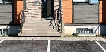 Maison en rangée 4 1/2 à louer à l'Ancienne-Lorette - Photo 2