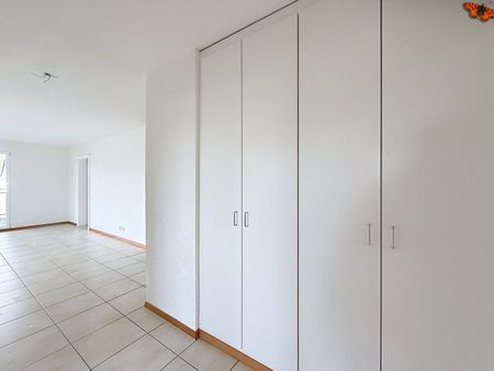 5½ ROOMS – In a duplex! - Photo 3