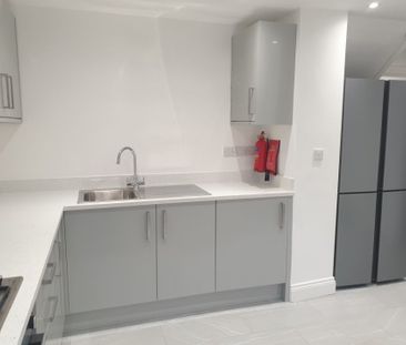 1 bedroom Property to rent - Photo 6