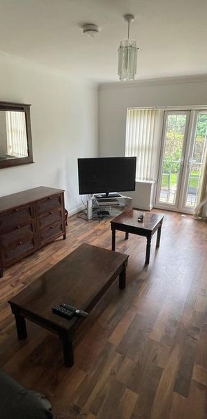 1 bedroom in a house share to rent - Photo 1