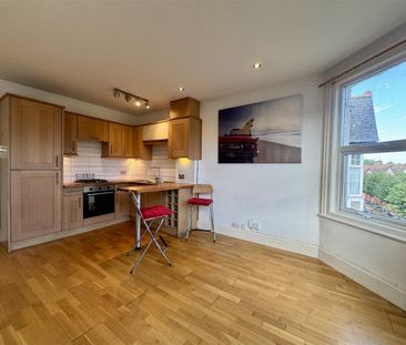 Butler Avenue, Harrow - Photo 2