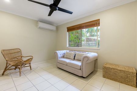 4 Bedroom : Unfurnished: Pool - Photo 4