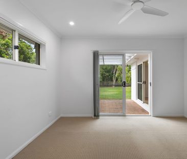 Family Home - Photo 3